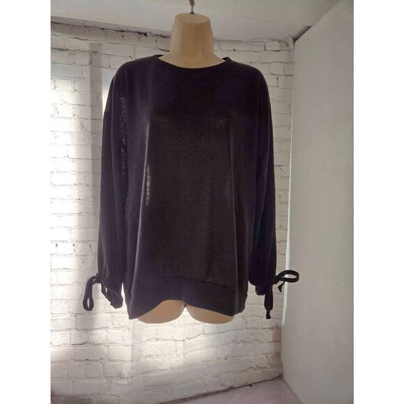 DG2 by Diane Gilman Women's Size Large Hi-Lo Black Lightweight Sweater - Picture 2 of 5